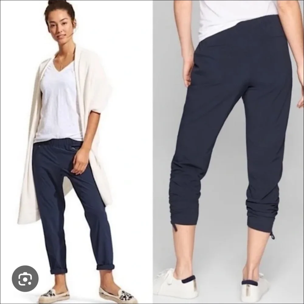 Athleta Aspire Pants Navy Blue 4P EUC - Picture 1 of 12